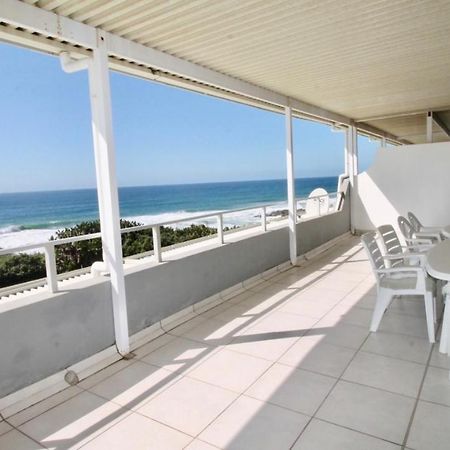 Vinkel Nr 8 At Manaba Beach Uvongo Beach Exterior photo